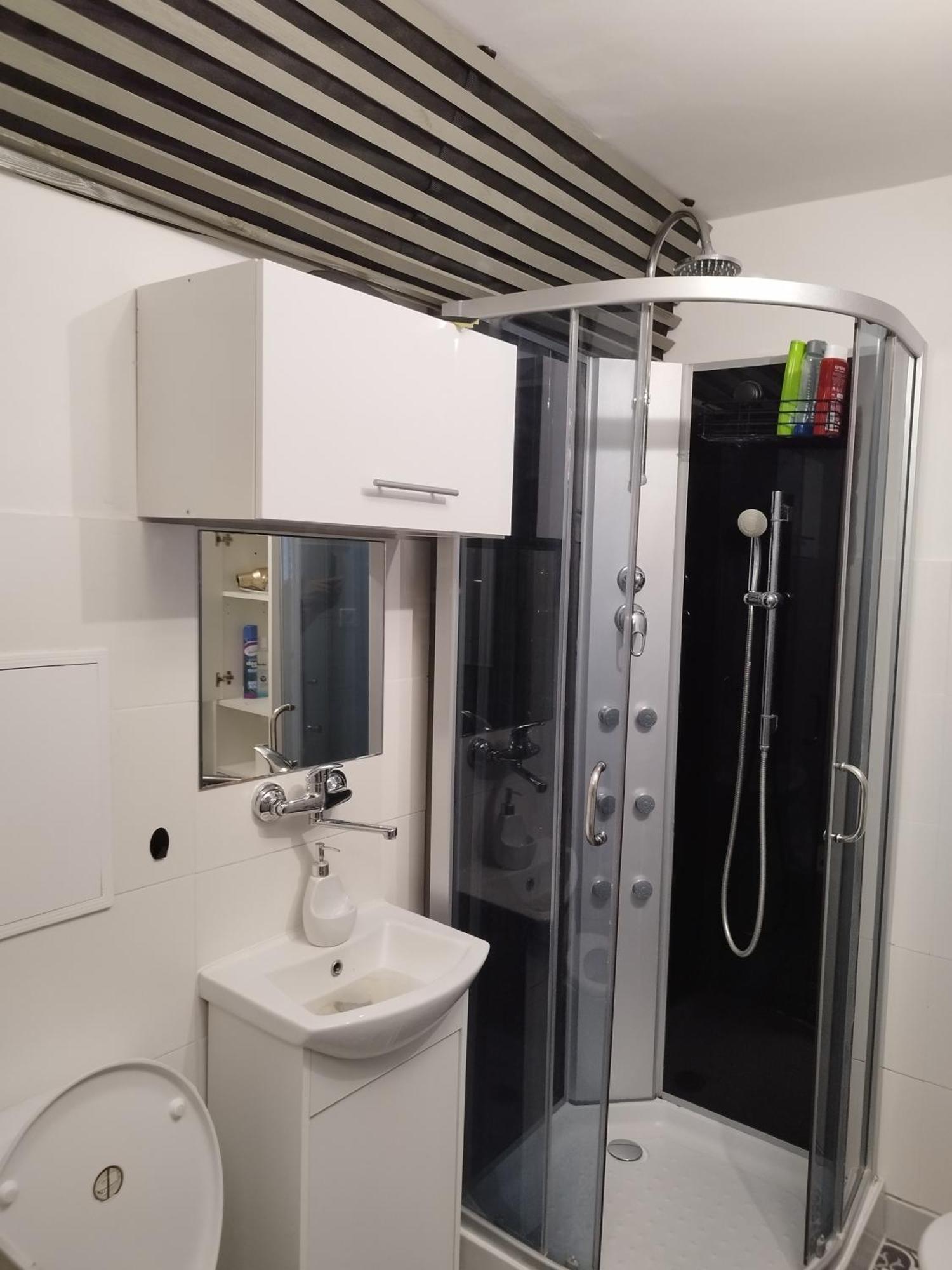 Apartment Lotnisko Parking Samodzielne Zameldowanie Blisko Stadion Targi Szpitale I Uczelnie *