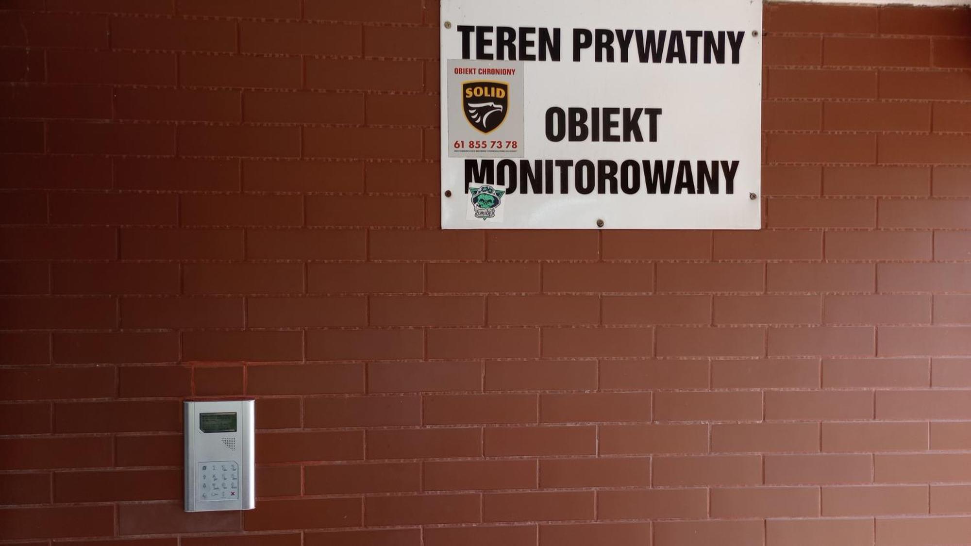 24h Self Check-in Marcelinska Parking Lotnisko Blisko Targi Szpitale I Uczelnie Poznan